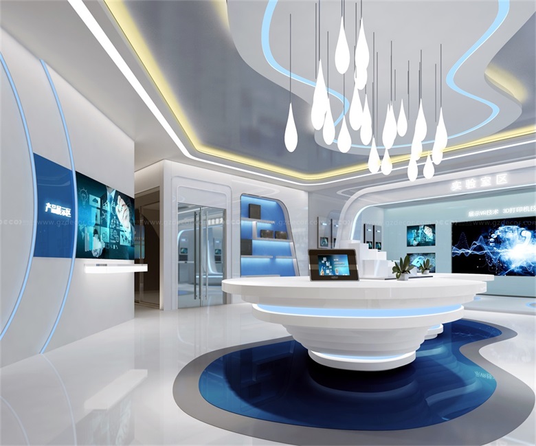 如何通過展廳設(shè)計來突出企業(yè)的團隊合作和創(chuàng)新能力？